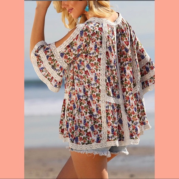 💥SALE💥 AMANDA White & Pink Shoulder Cutout Tunic - Picture 3 of 5